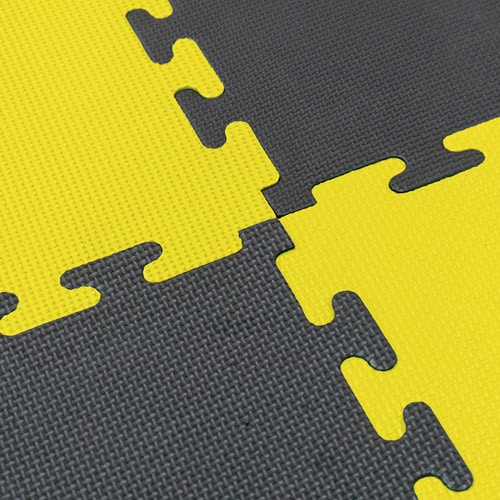 Negro y Amarillo